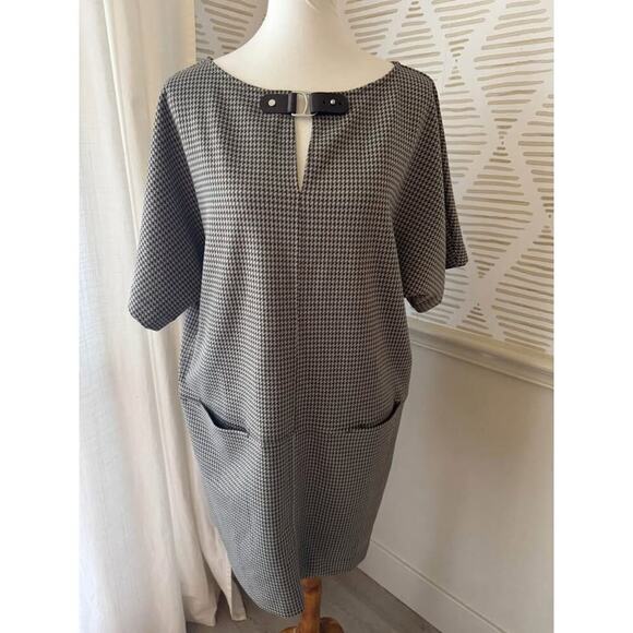 Lauren Ralph Lauren Large Petite Buckle Trim Jacquard Shift Dress in Brown - Picture 3 of 10